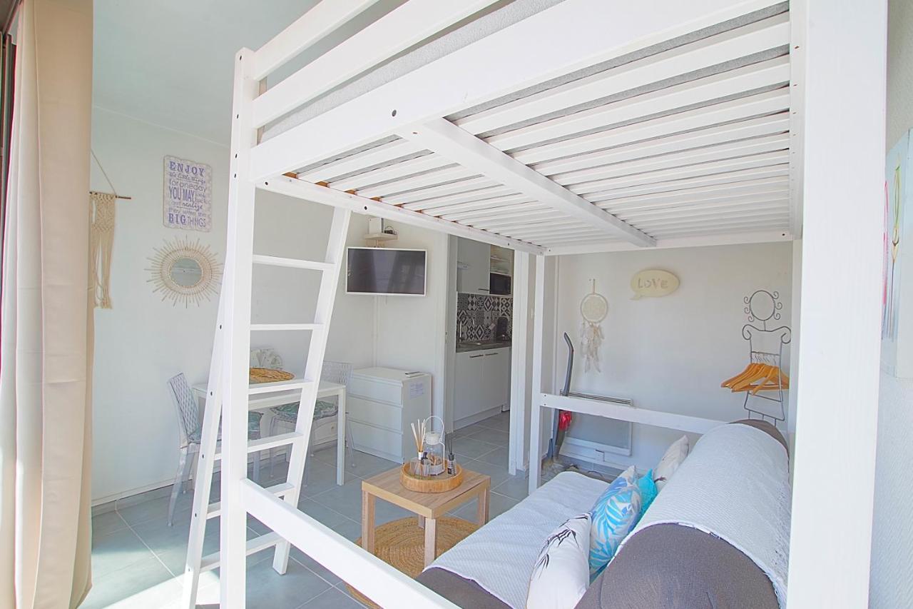 Houstal Apartment กาเนต์-อ็อง-รูสซียง ภายนอก รูปภาพ