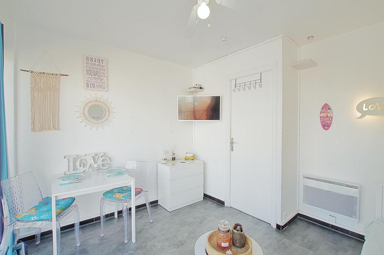 Houstal Apartment กาเนต์-อ็อง-รูสซียง ภายนอก รูปภาพ